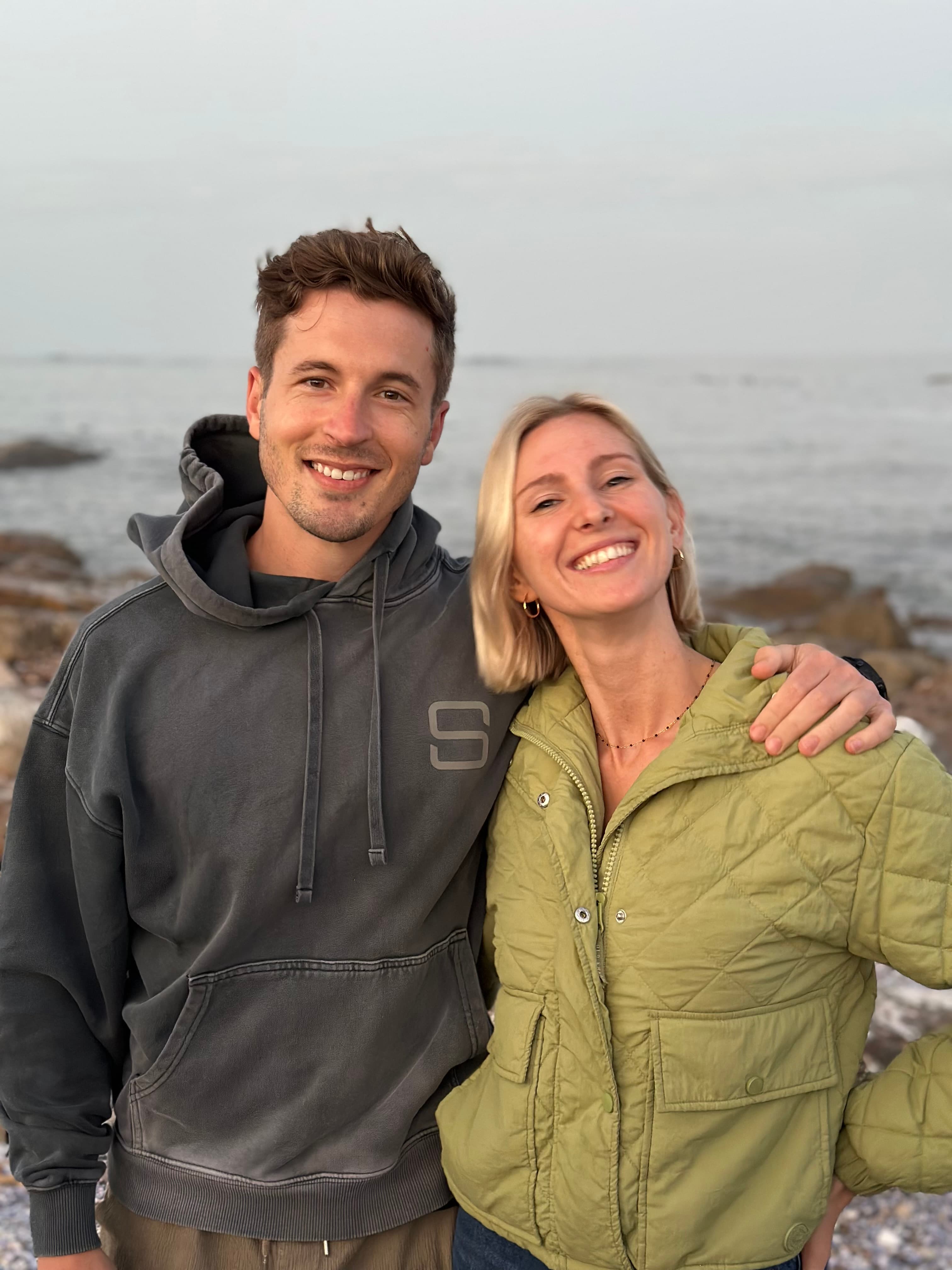Wayne and Chloé by the sea